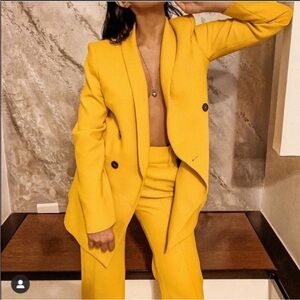 ZARA Chic Yellow Blazer